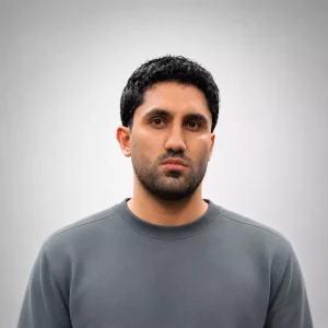بازگردانی پیج اینستاگرام امیر ابر